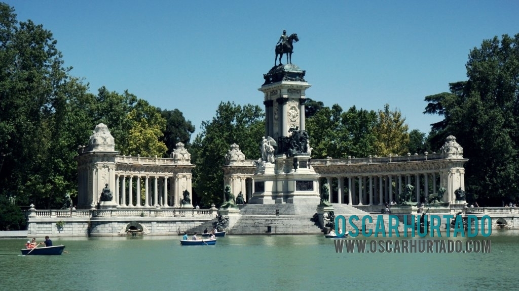 View of the lake found in Buen Retiro Park of Madrid Spain