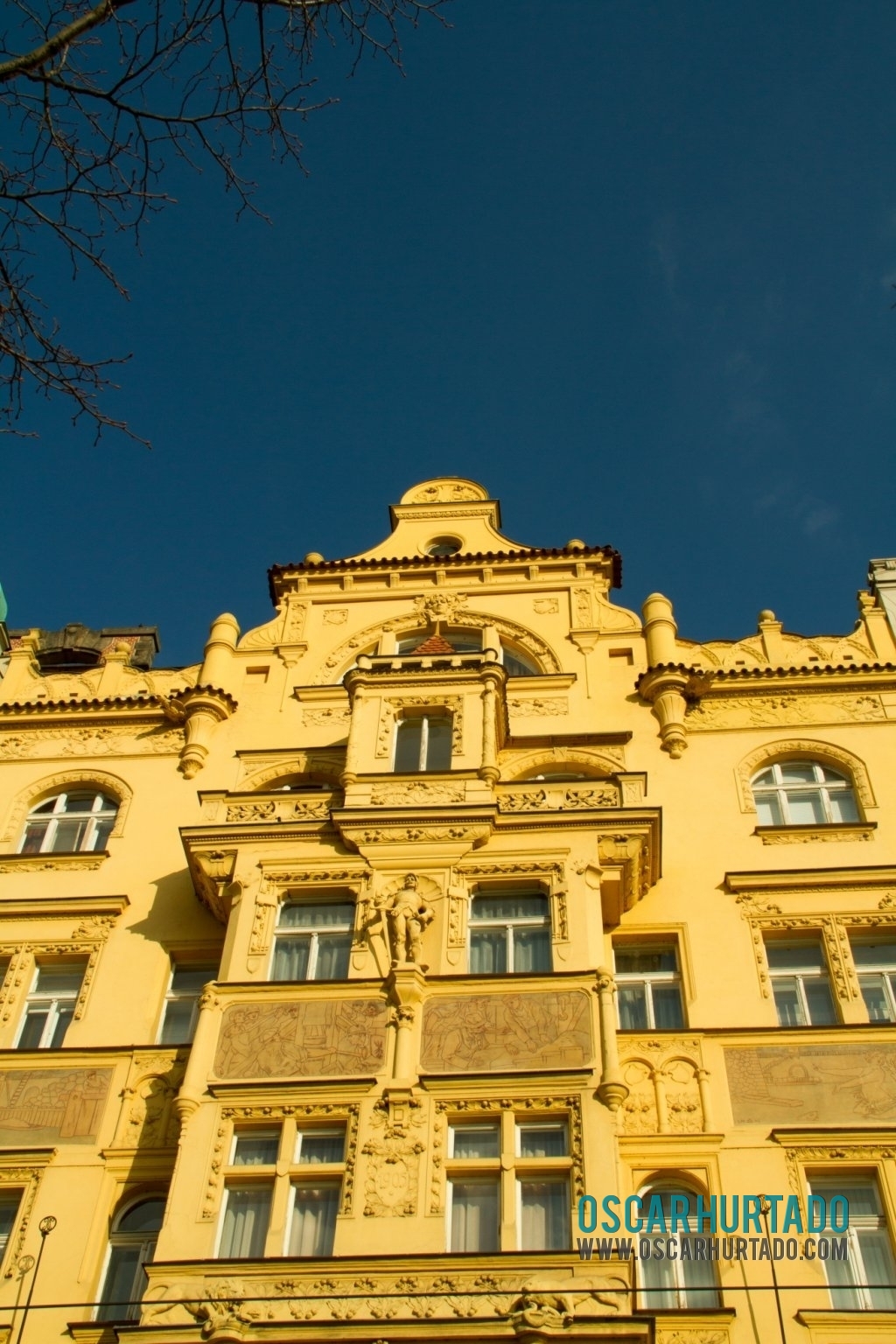 Another example of the architecture seen in the streets of Prague